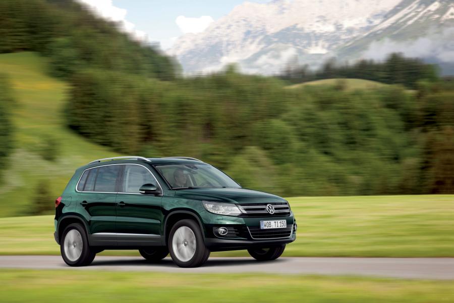  Volkswagen Tiguan 2011 года  (фото 24 из 146)
